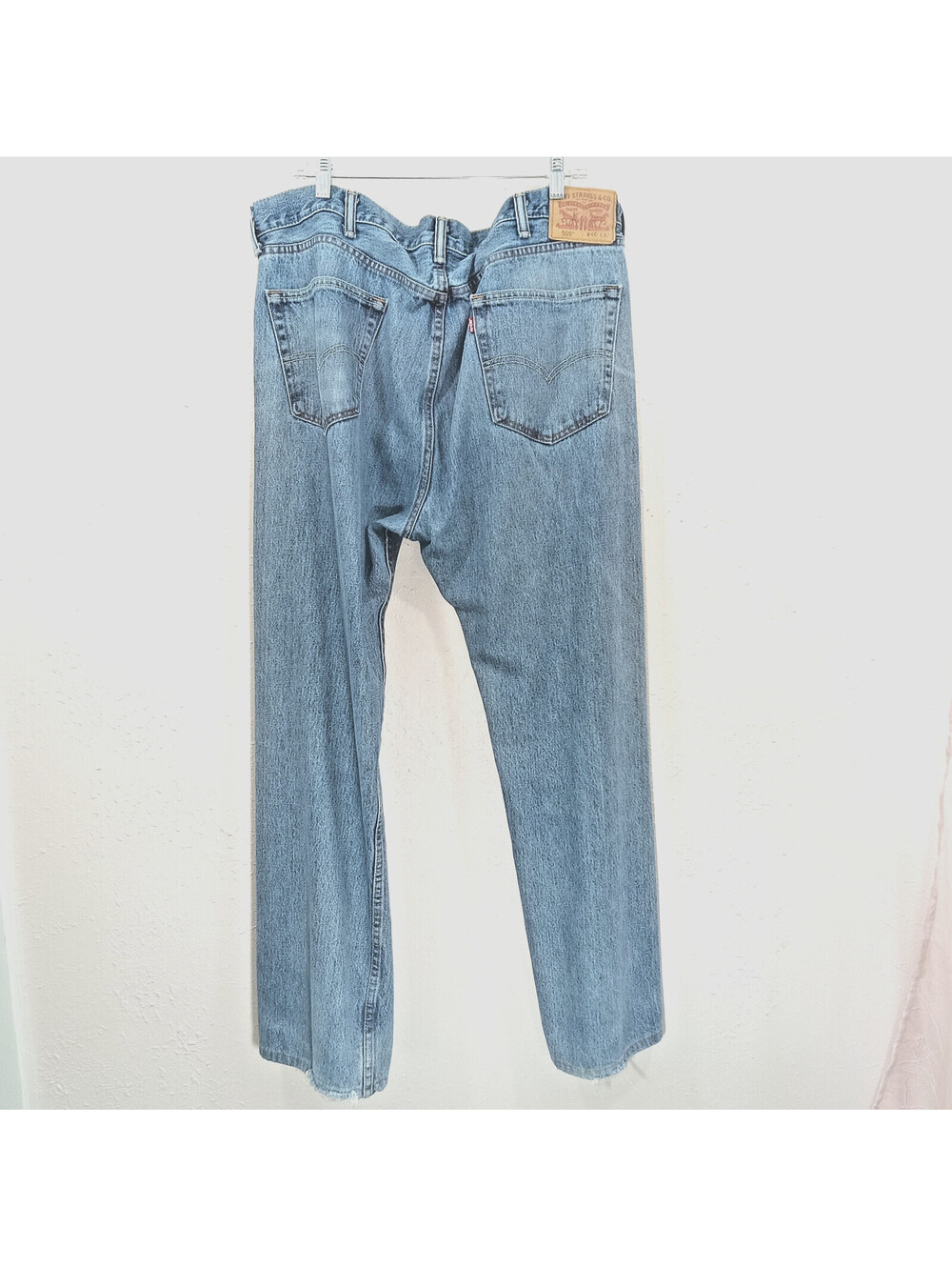 Levis 505 Men Blue Jean Straight Regular Leg 40 x 32 - Picture 3 of 8